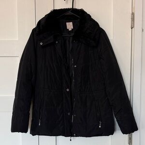 Chic Black Puffer Jacket with Faux Fur Collar